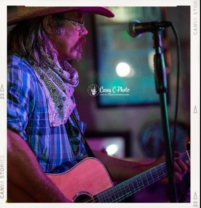 Pints & Pies with Johnny Crooks